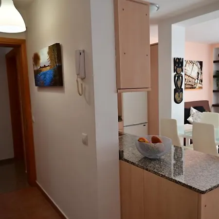 Ale's House דירה
