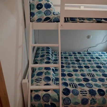 Ale's House アパート