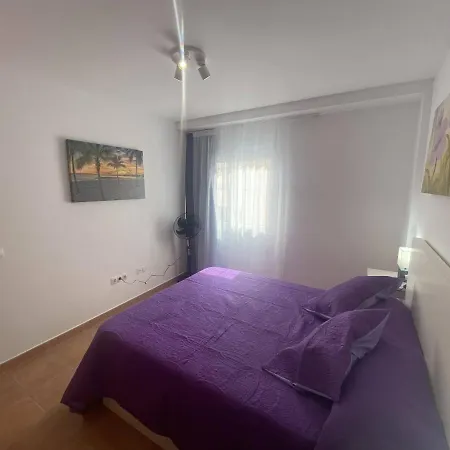 Ale's House アパート *