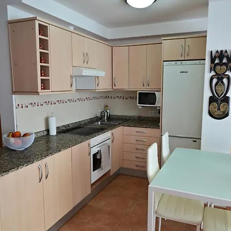 Ale's House アパート